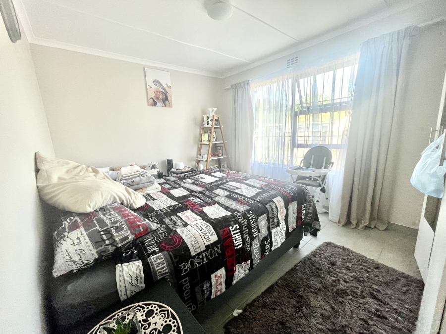 2 Bedroom Property for Sale in Nahoon Valley Park Eastern Cape